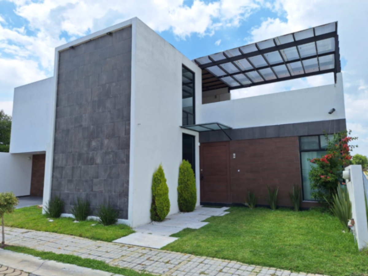 Casa en venta en Lomas de Angelópolis, Ocoyucan — foto 1 de 19
