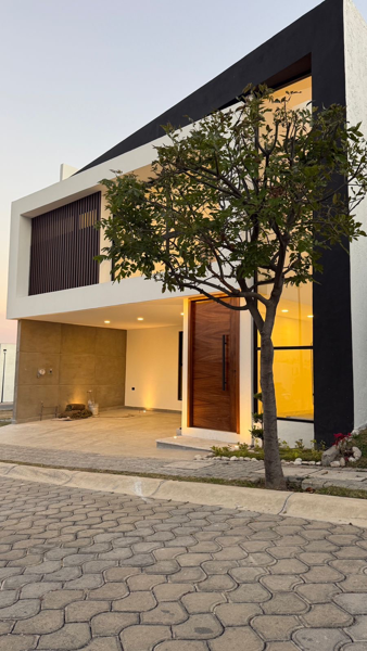 Casa en venta en Lomas de Angelópolis, Ocoyucan — foto 2 de 24