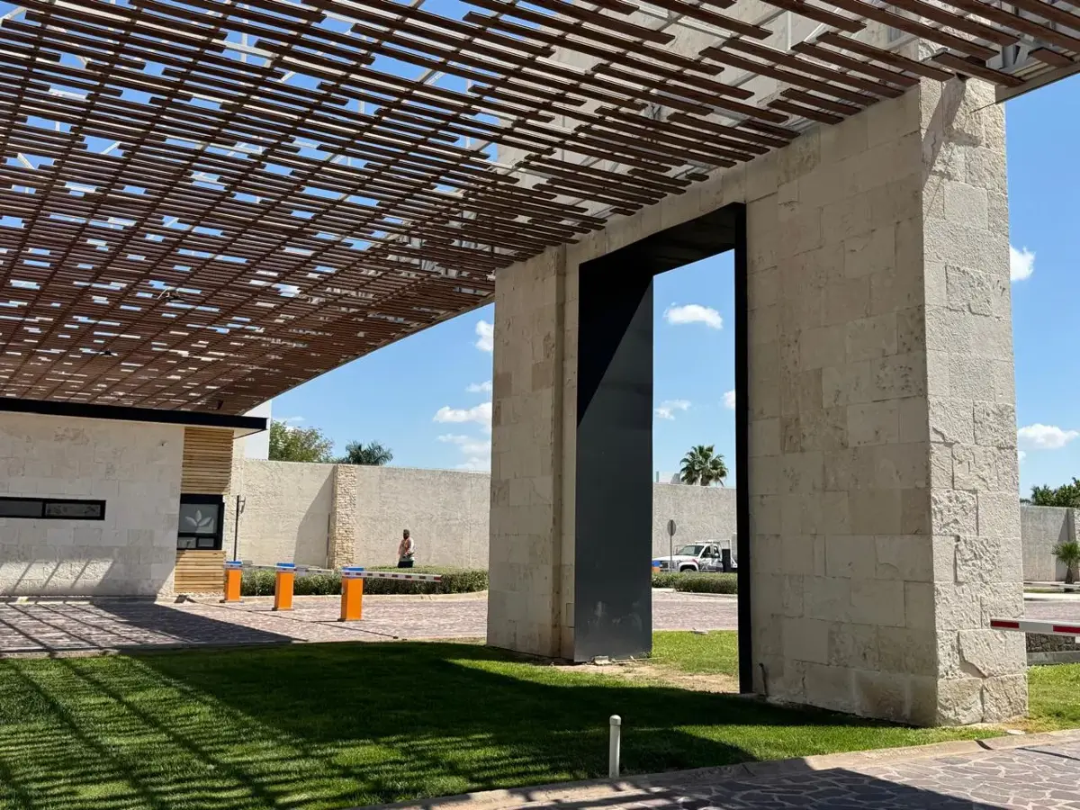 Vista 2 de Terreno en Venta en El Cardenchal, Torreón, Coahuila de Zaragoza
