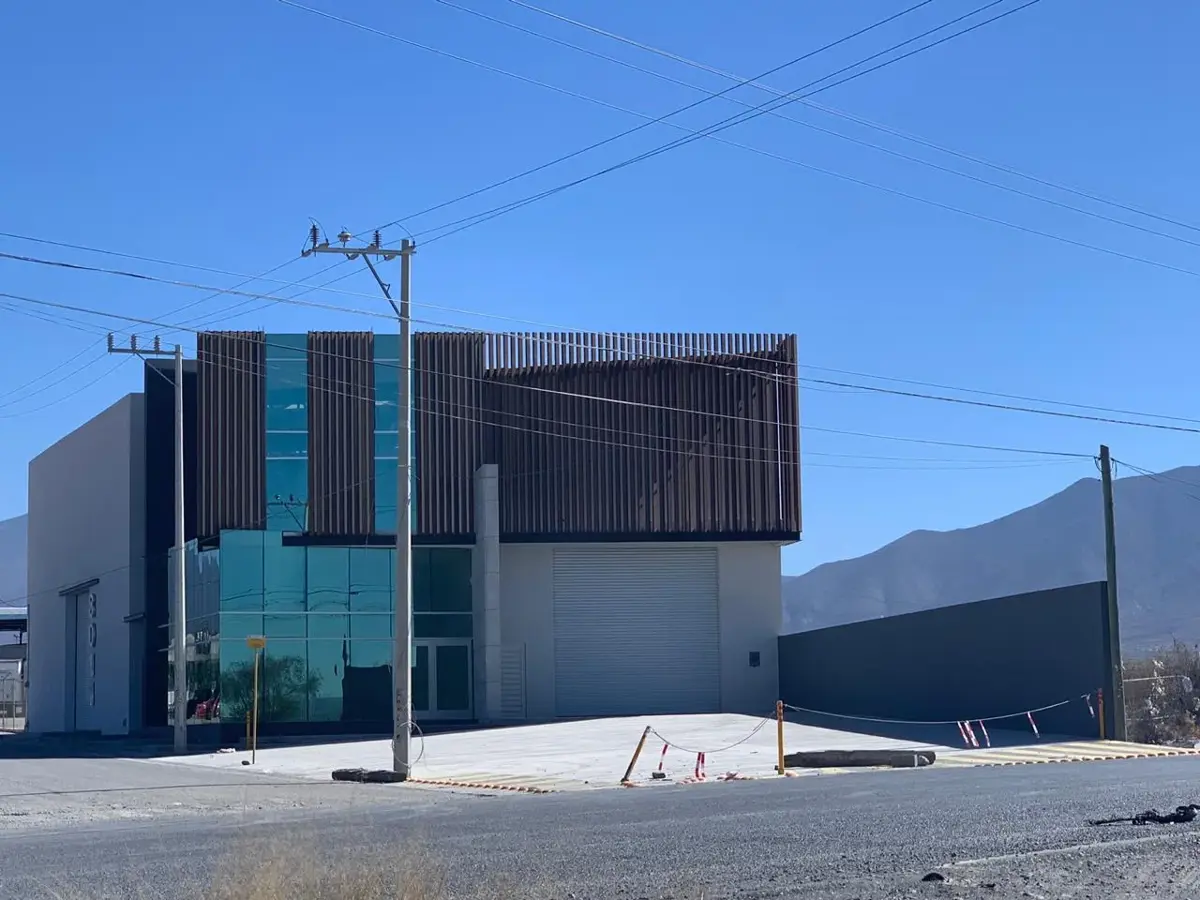 Bodega en renta en Oscar Flores Tapia, Saltillo — foto 1 de 11