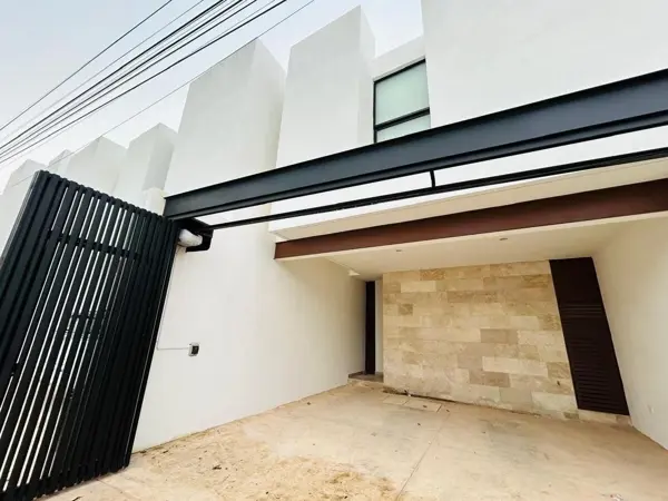 Casa en venta en Montebello, Mérida — foto 2 de 22