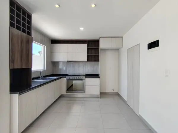 Casa en venta en Lomas de Angelópolis, Ocoyucan — foto 2 de 41
