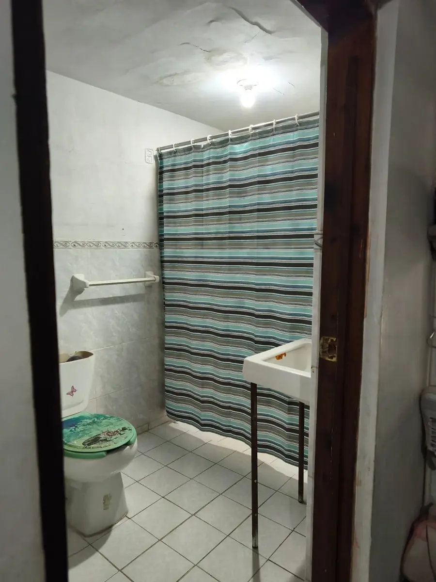 Vista 4 de Venta de casa Col. Vicente Guerrero