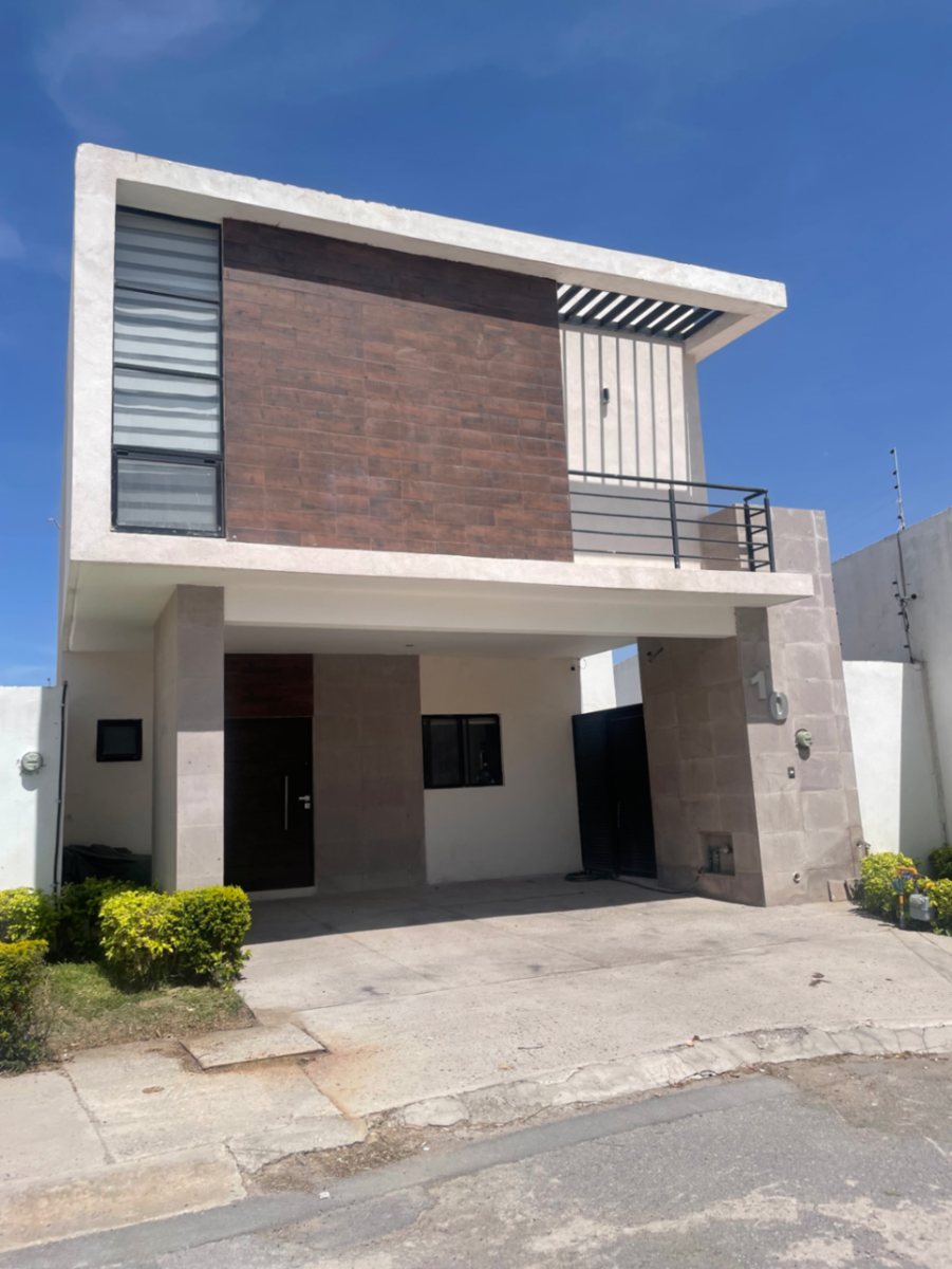 Casa en venta en Los Viñedos, Torreón — foto 1 de 24