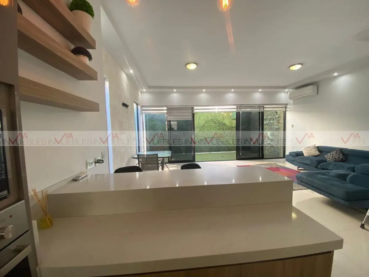 Casa en renta en La Encomienda, General Escobedo — foto 1 de 25