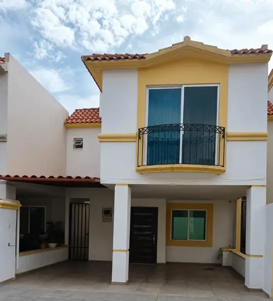 Casa en venta en Cerrada Altamira, Irapuato, Guanajuato