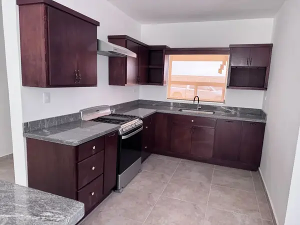 Casa en renta en Privada Residencial Santa Teresa, Piedras Negras — foto 2 de 10