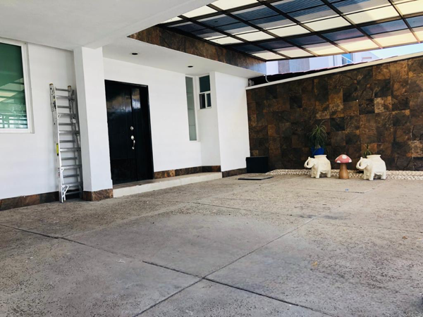 Casa en renta en Residencial Santa Fe, Corregidora — foto 2 de 44