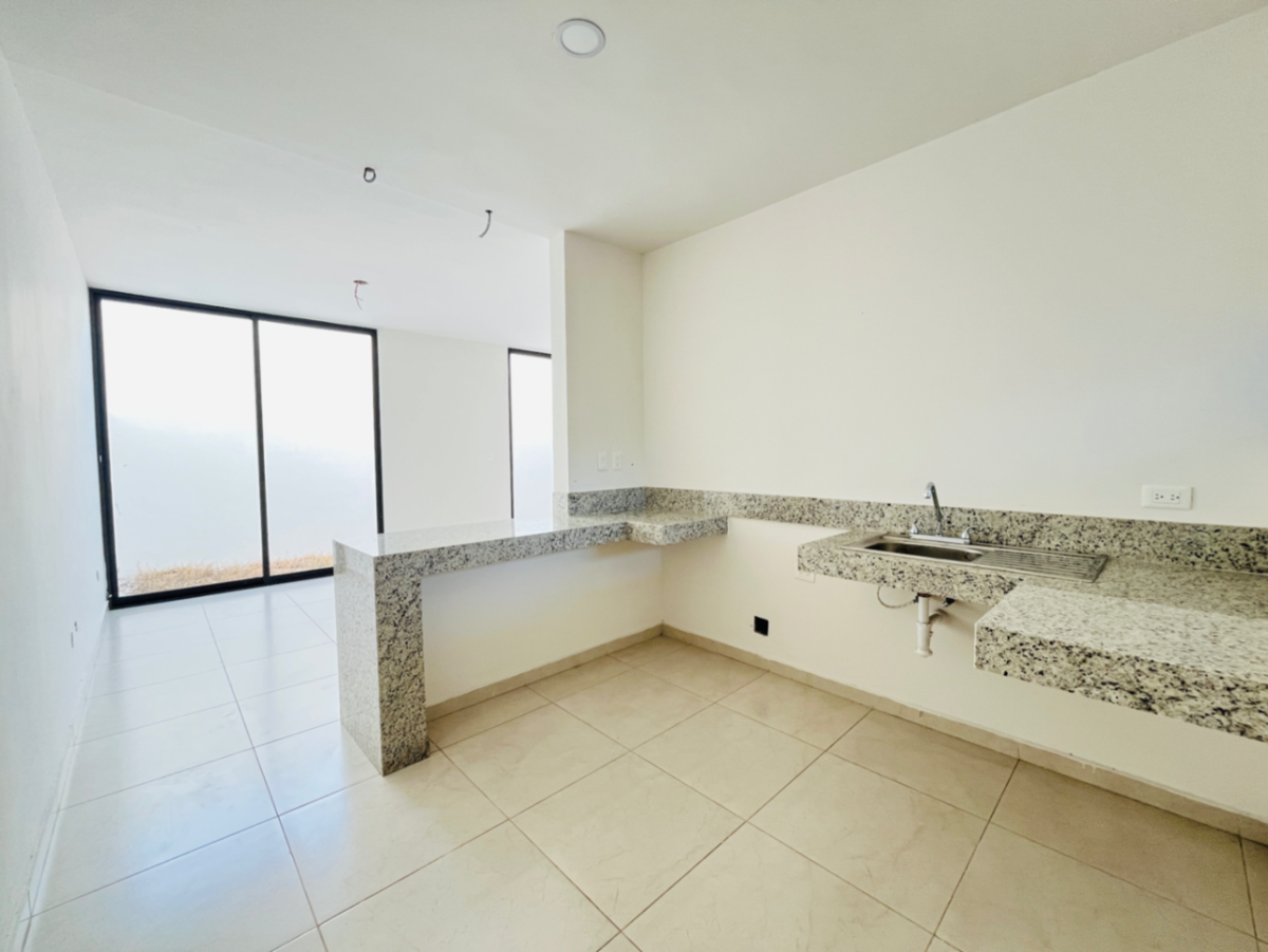 Casa en venta en Los Pinos, Mérida — foto 1 de 34