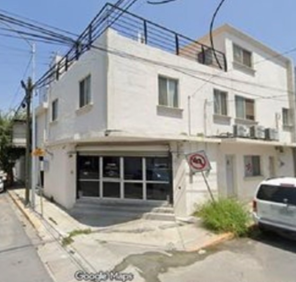OFICINA CON BODEGA COMERCIAL EN RENTA EN MONTERREY OFICINA CON BODEGA COMERCIAL EN RENTA EN MONTERREY
