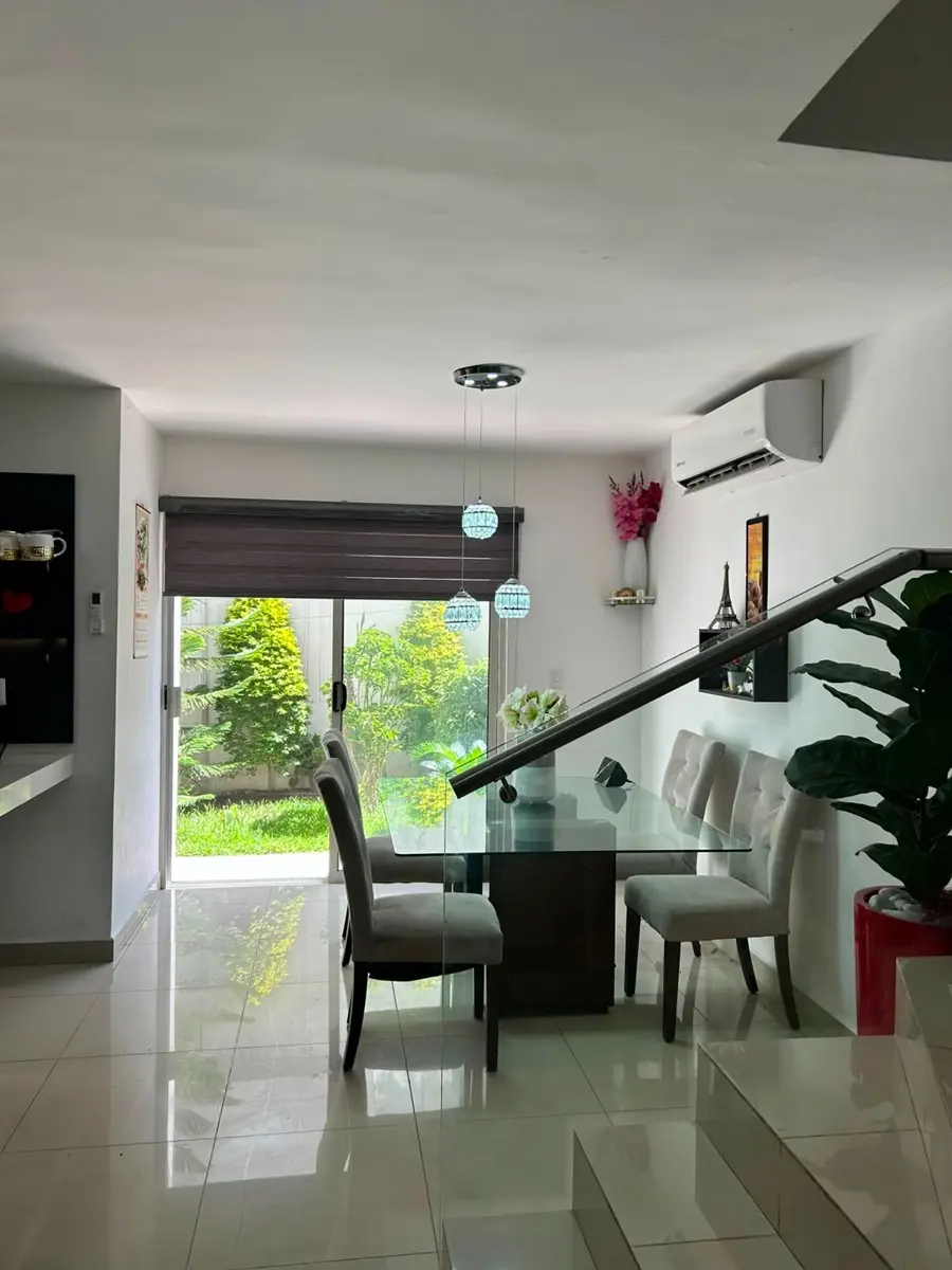 Casa en renta en Montenova, García — foto 1 de 16