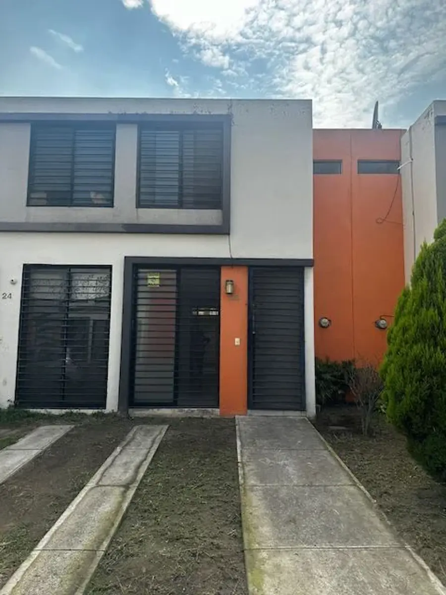 Casa en renta en Vista Sur Residencial, Tlajomulco de Zúñiga — foto 1 de 18