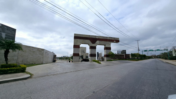 Terreno en venta en Puerta de Hierro, Tuxtla Gutiérrez — foto 2 de 13