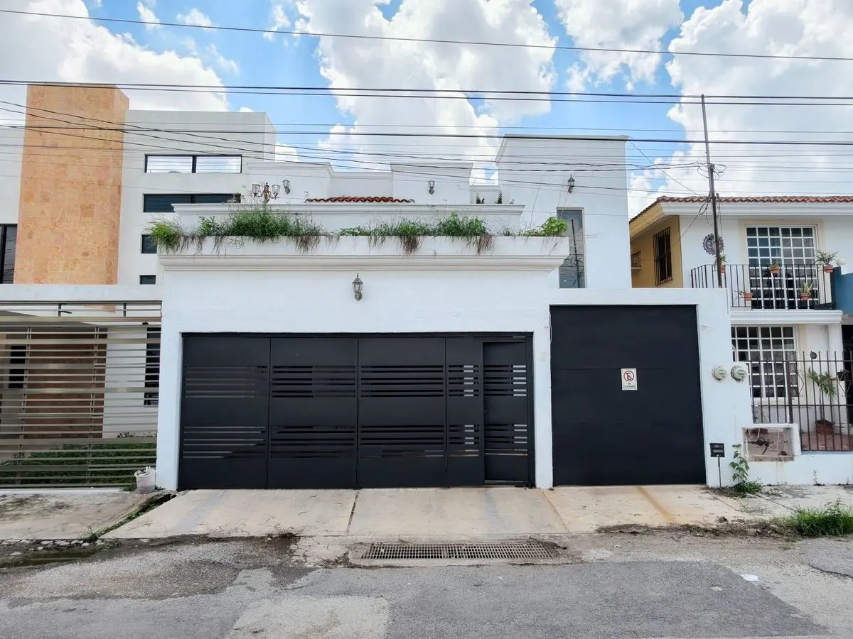 Casa en venta en Residencial Pensiones V, Mérida — foto 1 de 24