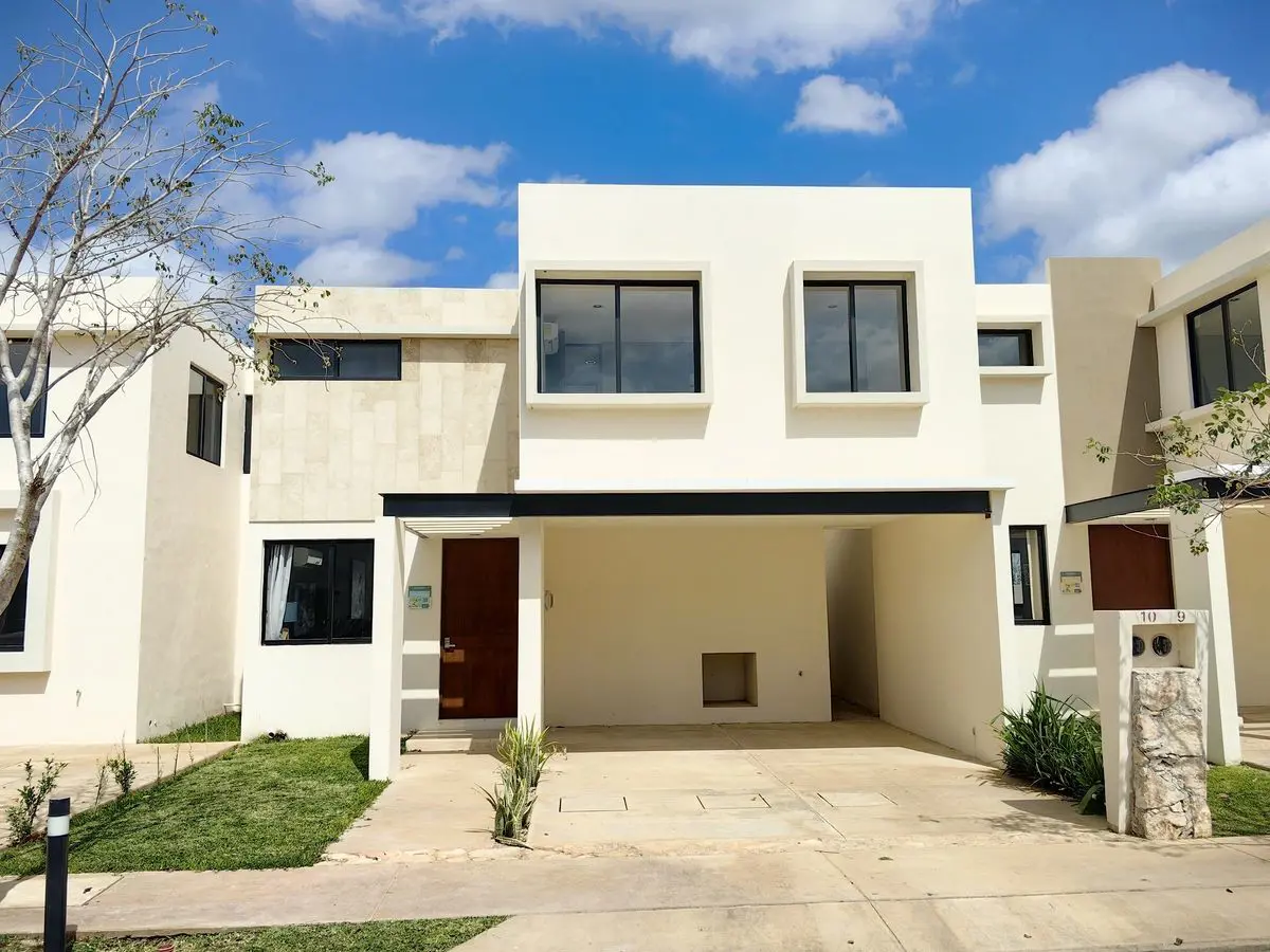 Casa en venta en Conkal, Conkal — foto 1 de 36