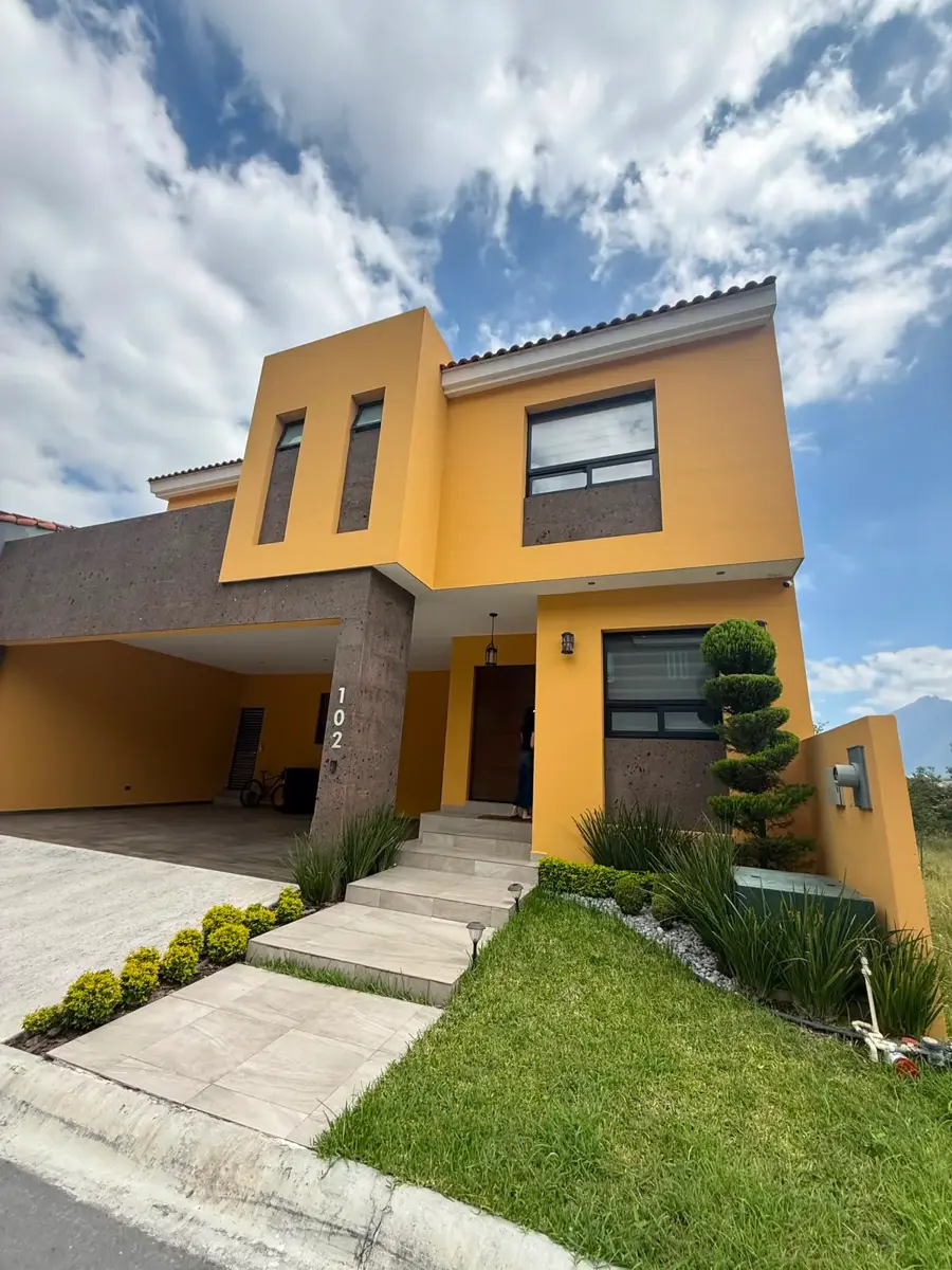 Exclusiva Residencia en Venta en Los Azulejos, Sierra Alta | Lujo, Tecnología y Confort en Monterrey Exclusiva Residencia en Venta en Los Azulejos, Sierra Alta | Lujo, Tecnología y Confort en Monterrey