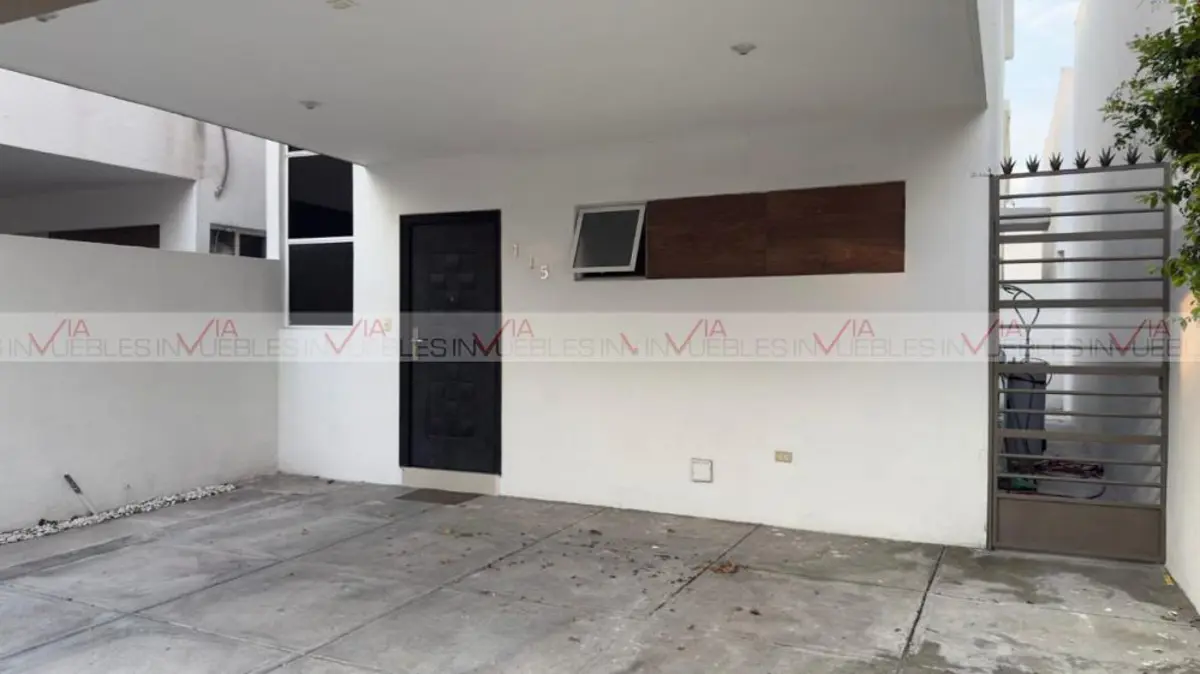 Casa en renta en Privadas Borneo, Apodaca — foto 1 de 21