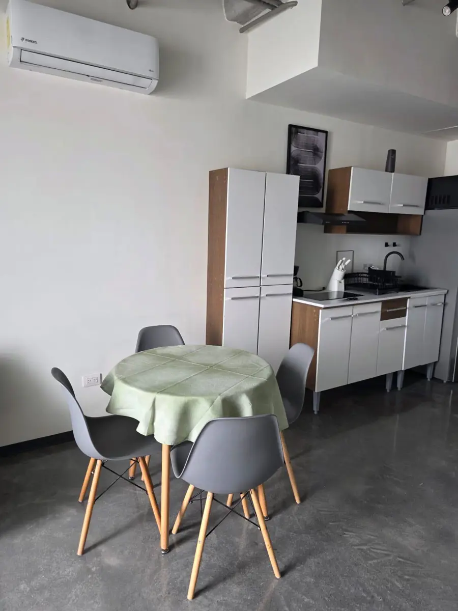 Departamento en renta en Monterrey Centro, Monterrey — foto 1 de 16