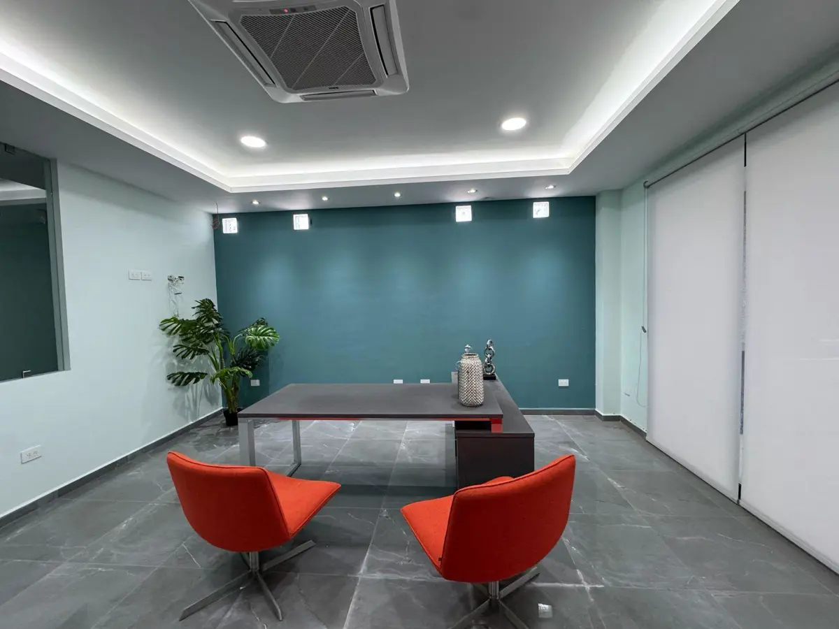 Oficina en venta en José María Morelos, Guadalupe — foto 1 de 21