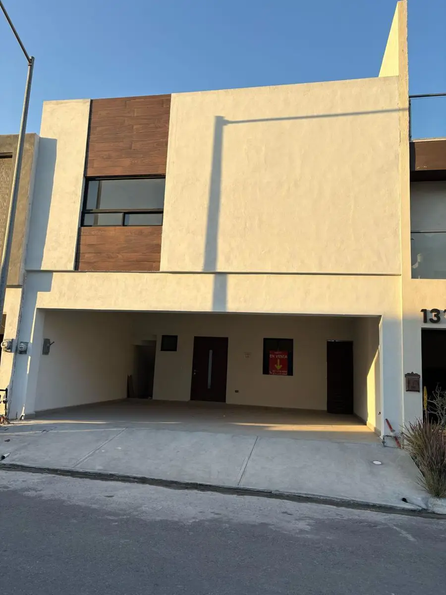 Casa en venta en Dominio Cumbres, García — foto 1 de 15