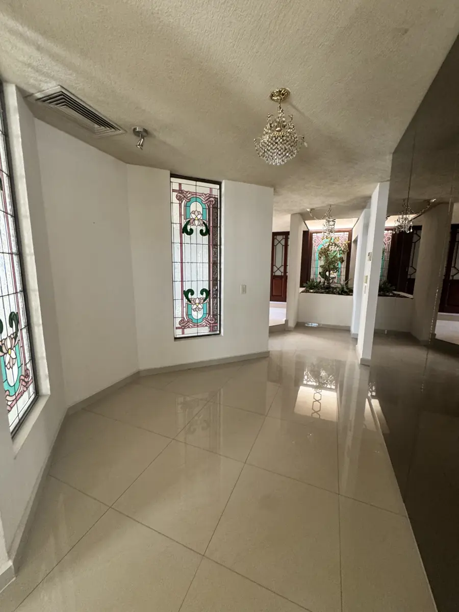 Casa en renta en Colinas de San Jeronimo, Monterrey — foto 1 de 28