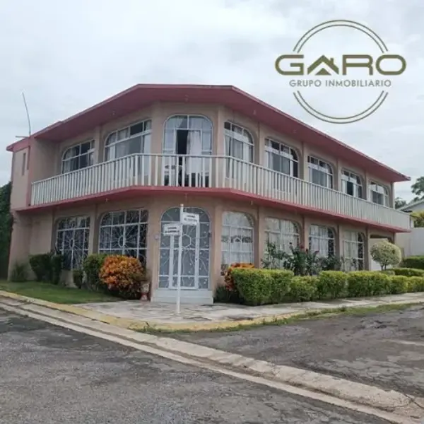 CASA EN VENTA (Miradores del Mar, Ver)