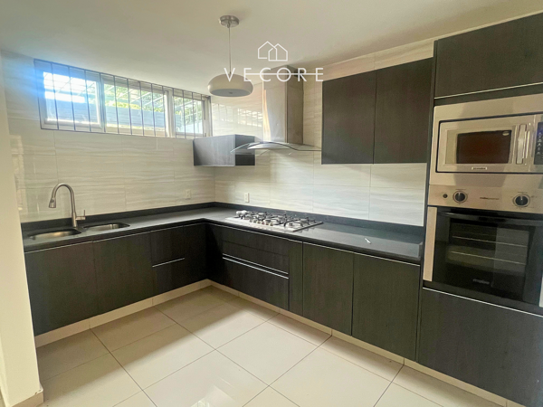 Casa en venta en Jardines del Bosque Centro, Guadalajara — foto 2 de 26