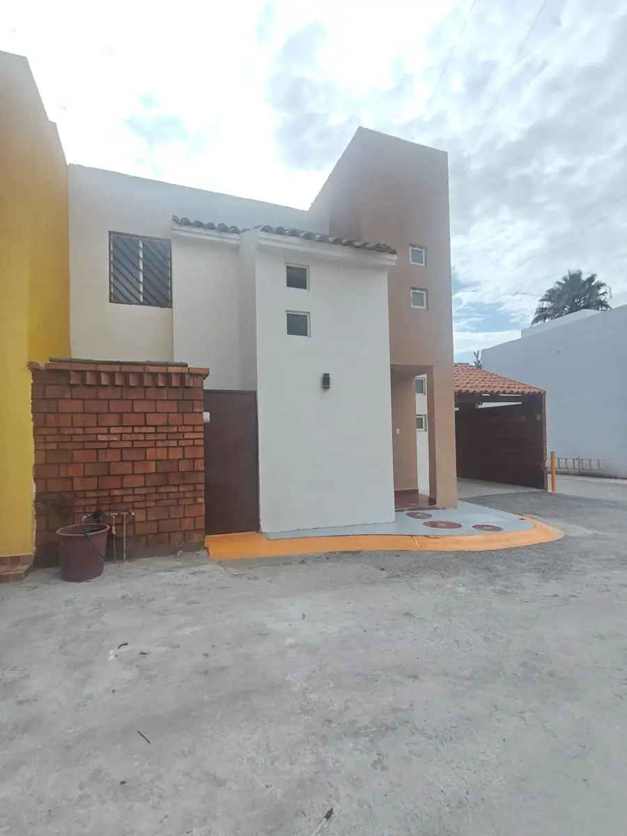 Casa en venta en Condominios Punta Diamante, Torreón — foto 1 de 21