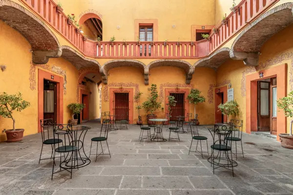 AMPLIA CASONA EN VENTA EN EL CENTRO HISTÓRICO DE PUEBLA AMPLIA CASONA EN VENTA EN EL CENTRO HISTÓRICO DE PUEBLA