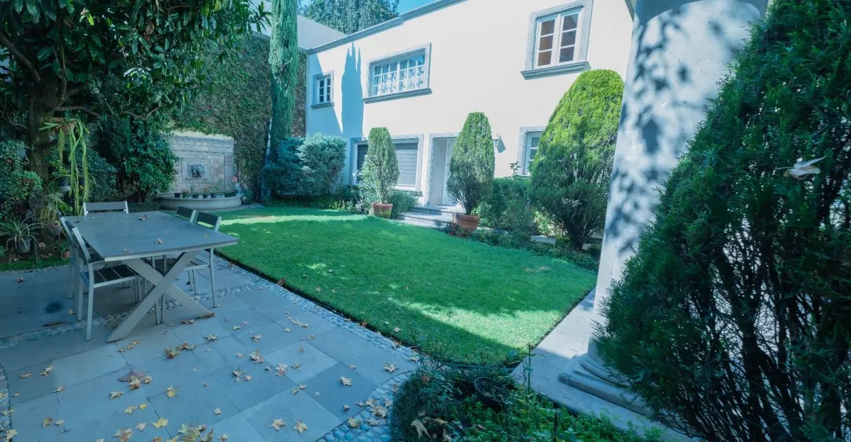 Casa en renta en Lomas de Chapultepec II Sección, Miguel Hidalgo — foto 1 de 32