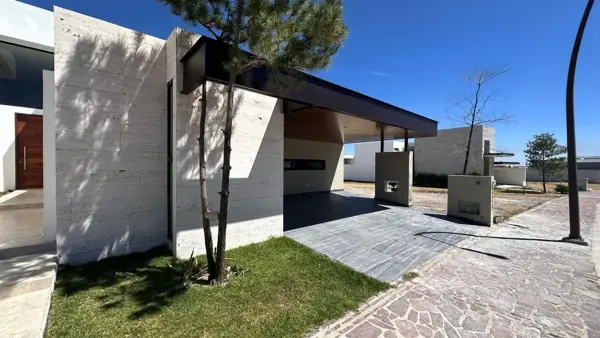 Casa en venta en La Campiña del Bosque, León — foto 2 de 14