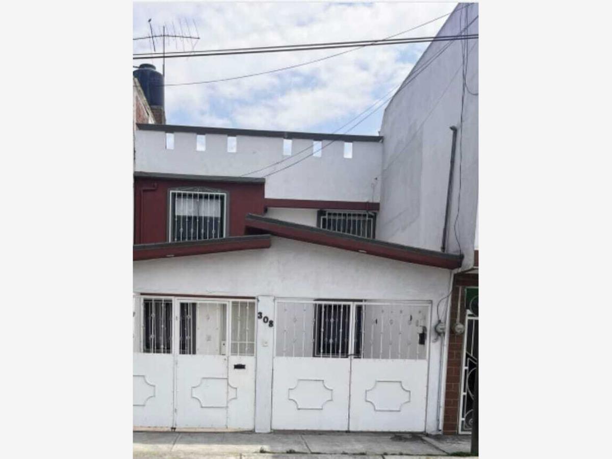 Casa en renta en Villas Santín, Toluca — foto 1 de 11