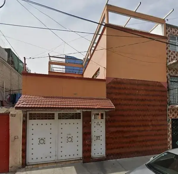 Casa en venta en Fernando Casas Aleman, Gustavo A. Madero — foto 2 de 10
