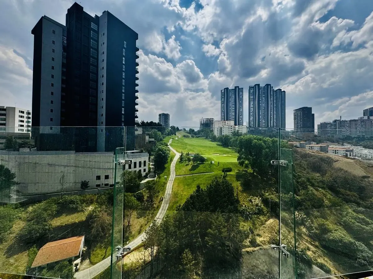 Departamento en venta en Bosque Real, Huixquilucan — foto 1 de 18