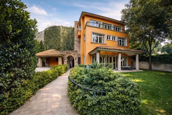 Casa en venta en Bosques de las Lomas, Cuajimalpa de Morelos — foto 2 de 33