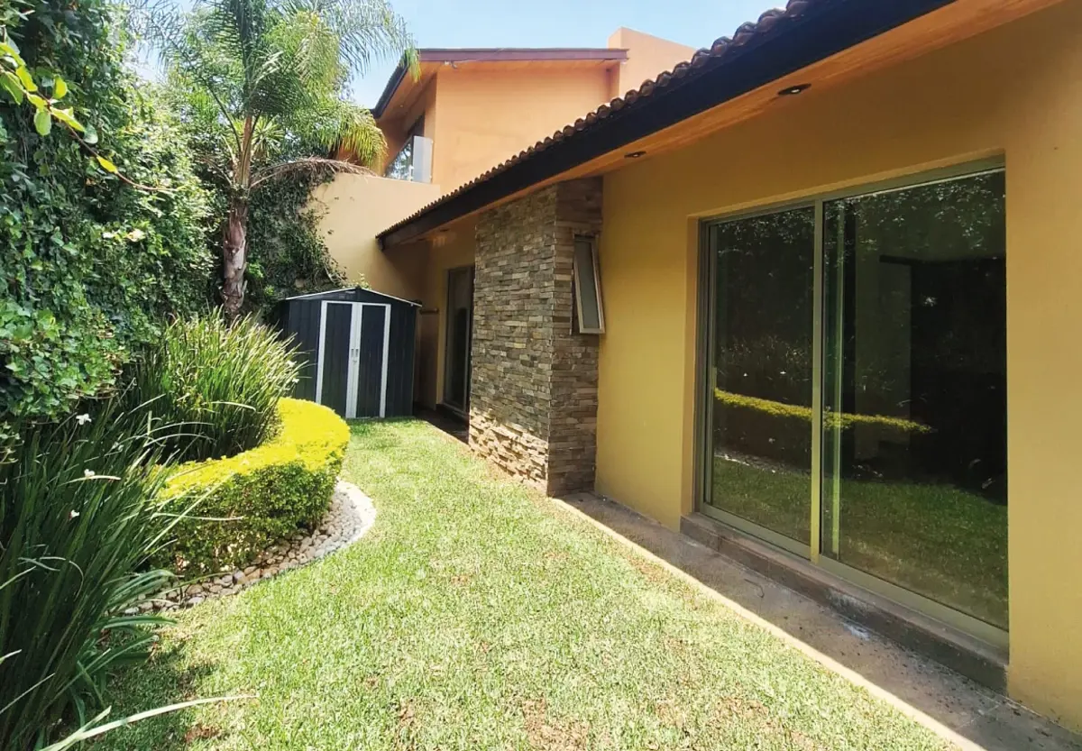 CASA DE UNA PLANTA EN VENTA EN CLUB Y DENTRO DEL CAMPO DE GOLF ALTOZANO, MORELIA CASA DE UNA PLANTA EN VENTA EN CLUB Y DENTRO DEL CAMPO DE GOLF ALTOZANO, MORELIA