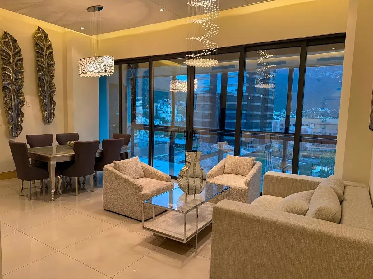 Departamento en renta en Zona Valle Oriente, San Pedro Garza García — foto 1 de 13