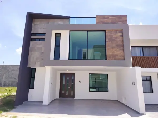 Casa en Venta en Fraccionamiento Cerrado de Cuautlancingo. — foto 1 de 39