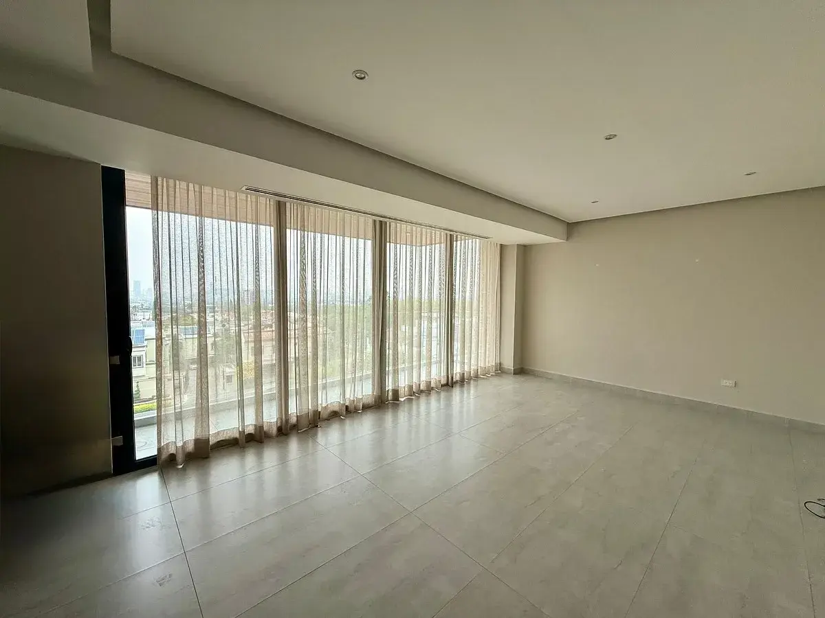 Departamento en renta en Lomas del Valle, San Pedro Garza García — foto 1 de 14