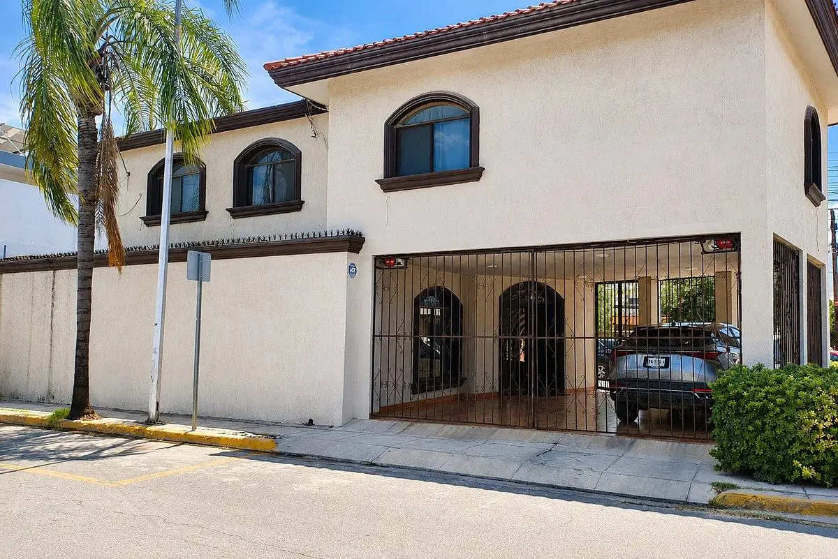 Casa en venta en Villa Universidad, San Nicolás de los Garza — foto 1 de 17