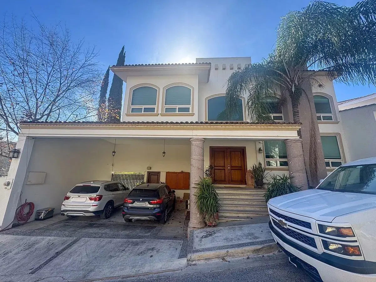 Casa en venta en Bosquencinos, Monterrey — foto 1 de 16