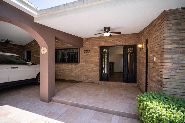 Casa en venta en Maria Luisa, Monterrey — foto 2 de 23