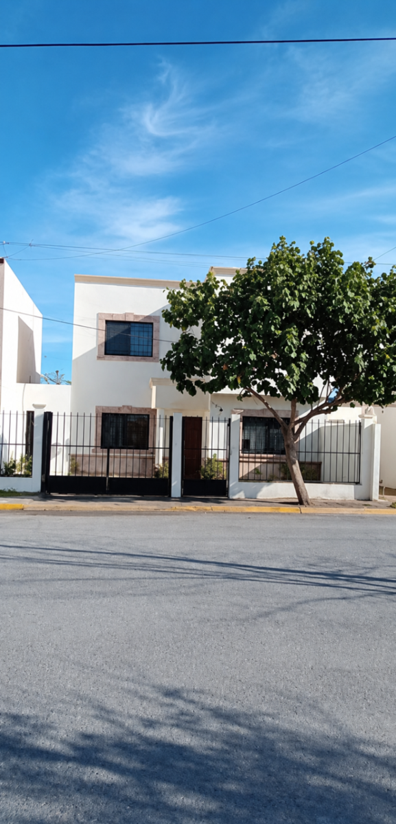 Casa en renta en Residencial Ibero, Torreón — foto 1 de 7