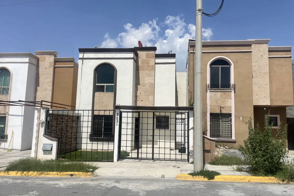 Casa en VENTA Al Oriente de Saltillo en Fracc. Real del Sol I Casa en VENTA Al Oriente de Saltillo en Fracc. Real del Sol I