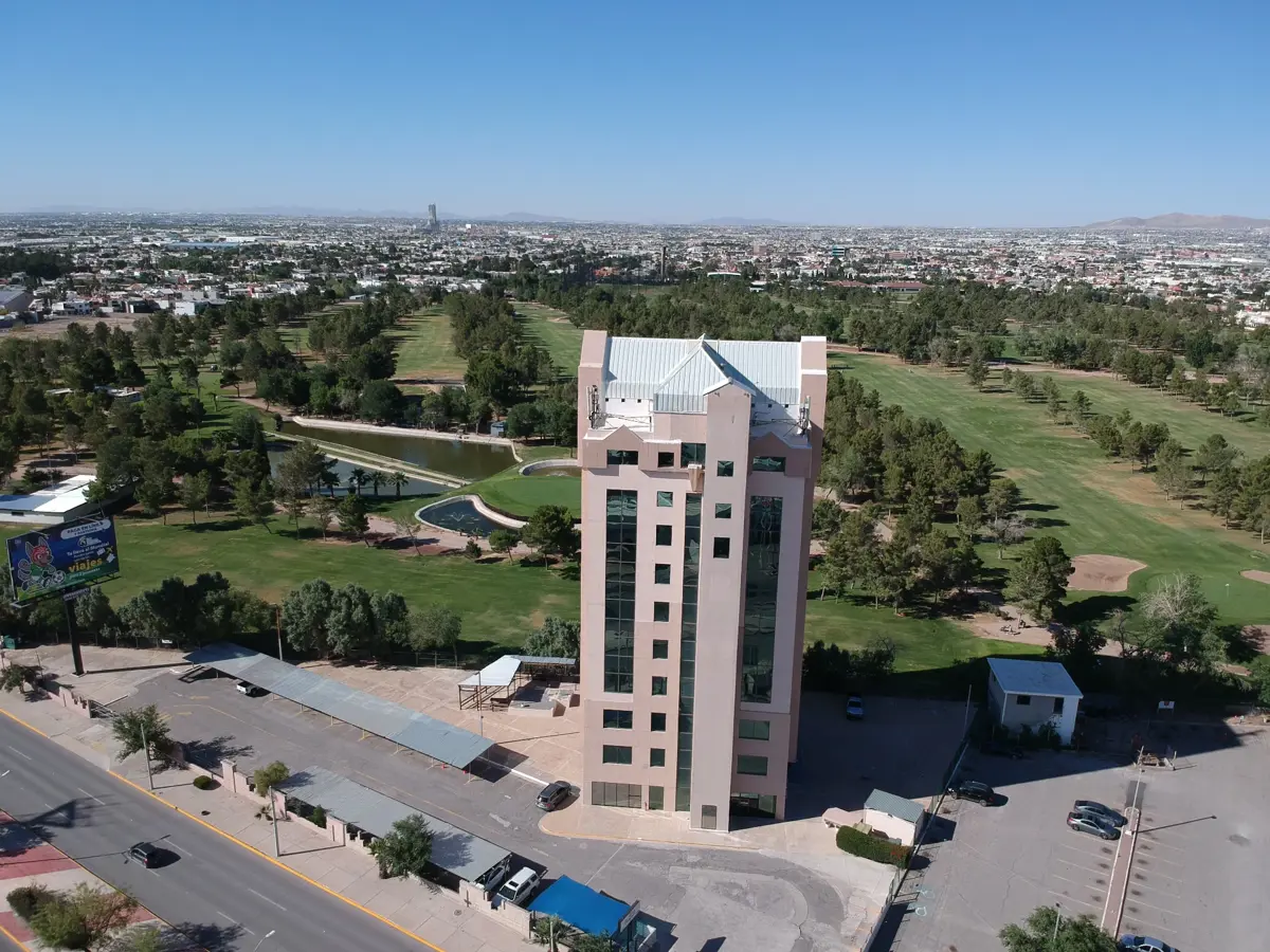 Oficina en renta en Campestre, Juárez — foto 1 de 14