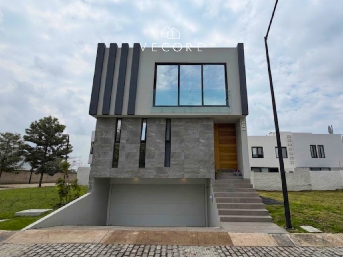 Casa en venta en Punto Sur, Tlajomulco de Zúñiga — foto 1 de 21