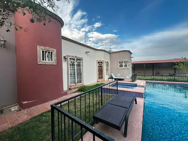 Casa en venta en Paseo del Bosque, Juárez — foto 3 de 34