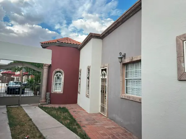 Casa en venta en Paseo del Bosque, Juárez — foto 2 de 34