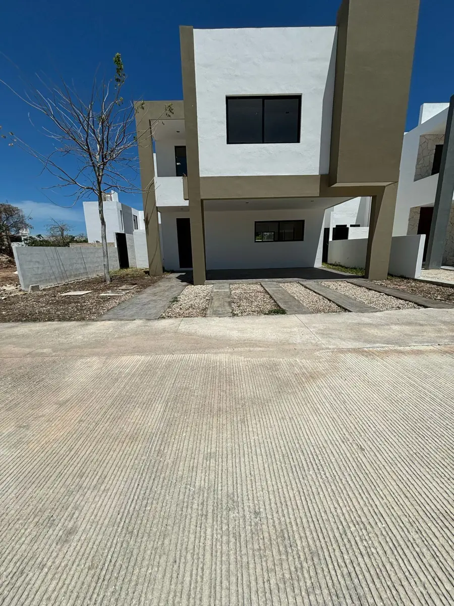Casa en venta en Conkal, Conkal — foto 1 de 30
