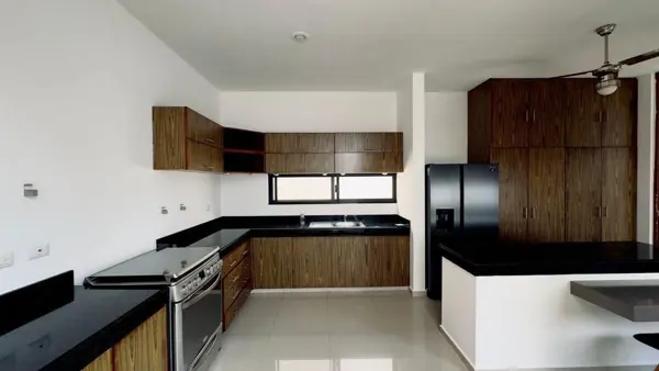 Casa en venta en Temozon Norte, Mérida — foto 2 de 11